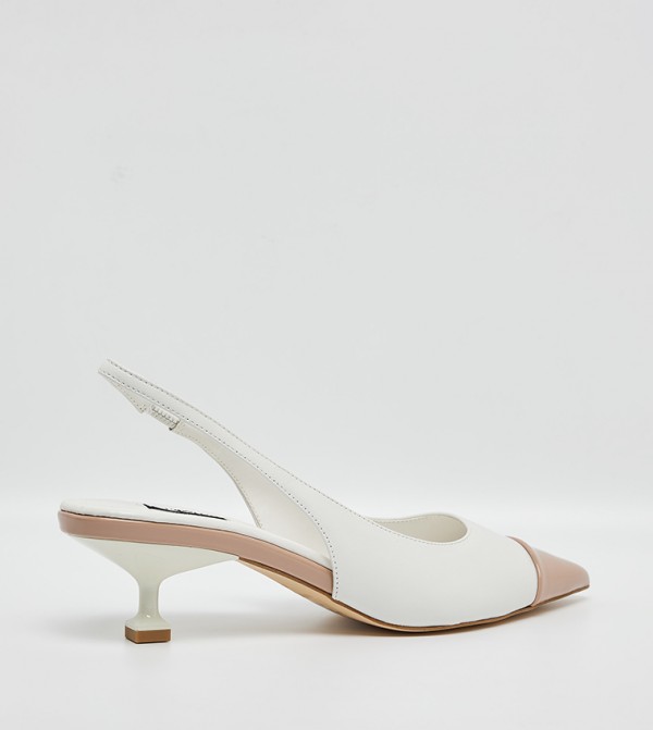 Nine West Nine West - White Pumps