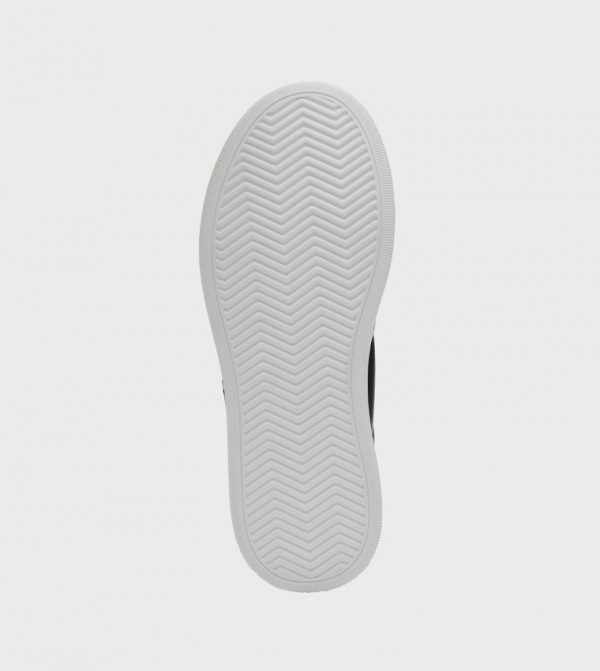 Steve Madden  Shoes - Black Low Top