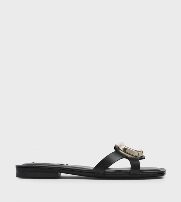Steve Madden Steve Madden - Black Flat Sandals