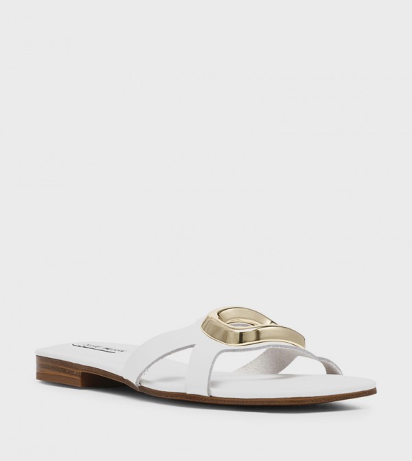 Steve Madden Steve Madden - White Flat Sandals