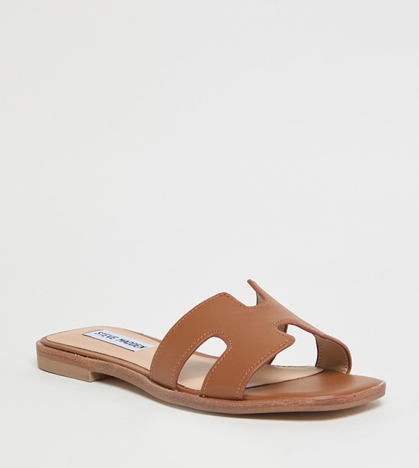 ستيف مادن  صنادل - بني  Flat Sandals