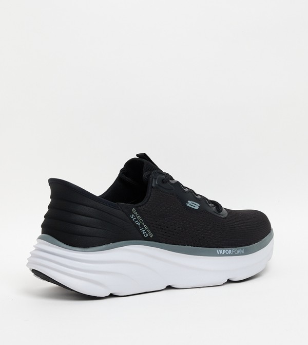 Skechers  Slip-ons - Black Casual Slip-ons