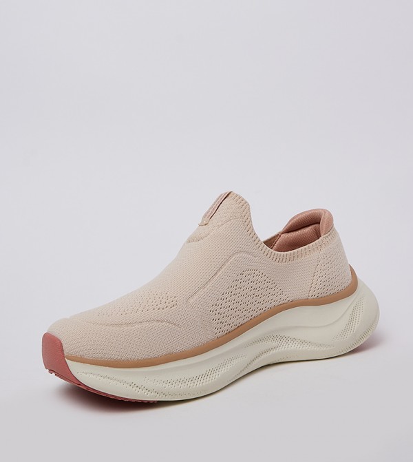 Skechers Skechers - Beige Casual Slip-ons
