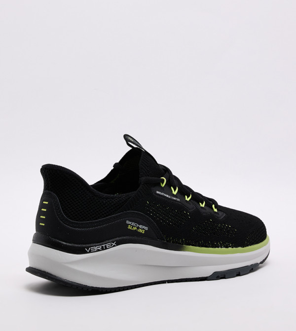 Skechers Sneakers - Black Low Top