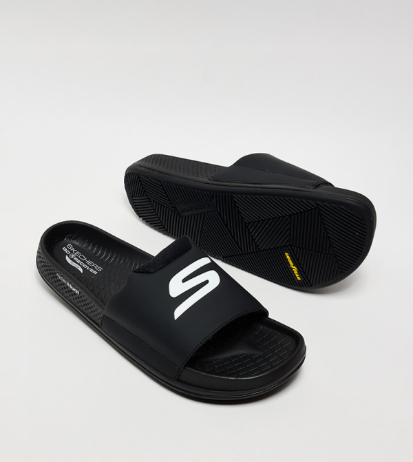 Skechers  Flip flops and Slides - Black Slides