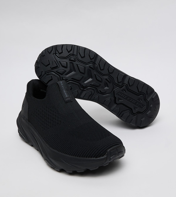 Skechers - Black Walking Shoes