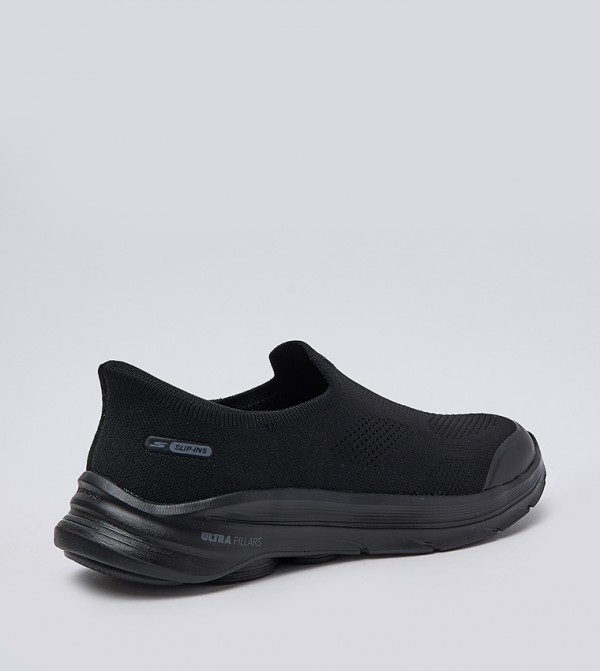 سكيتشرز سكيتشرز - أسود أحذية المشي