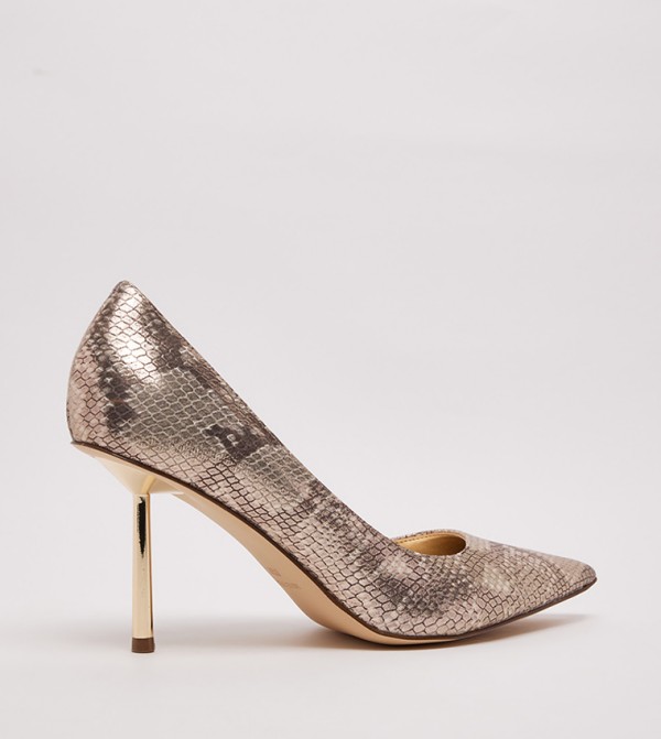 Nine West  - Gold Pumps