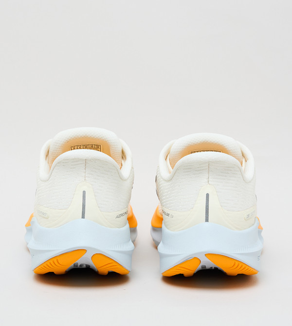 Skechers Skechers - Beige Running Shoes