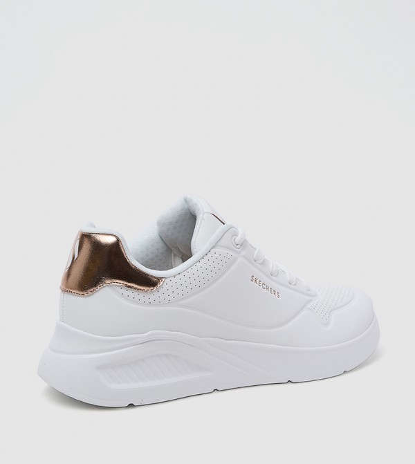 Skechers  Sneakers - White Low Top