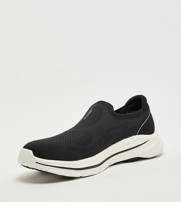 Skechers Skechers - Black Walking Shoes