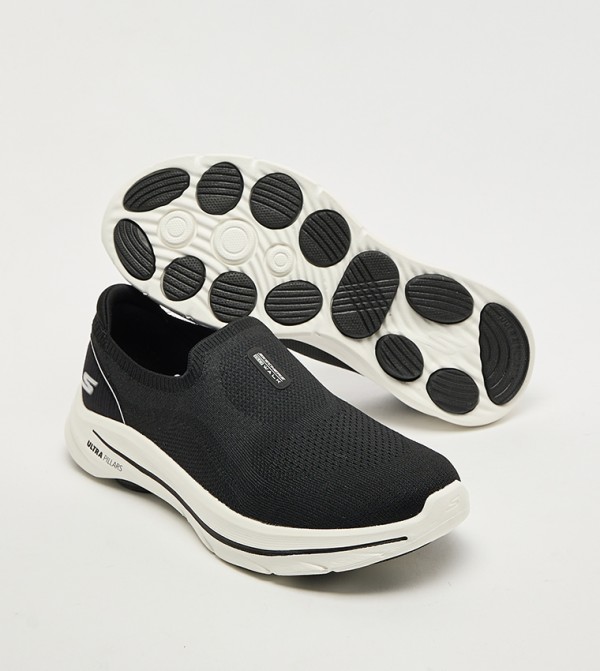 Skechers Skechers - Black Walking Shoes
