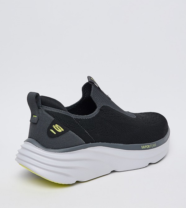 Skechers Skechers - Black Walking Shoes
