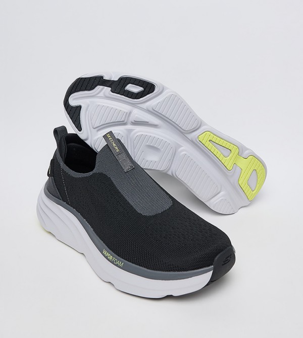 Skechers Skechers - Black Walking Shoes