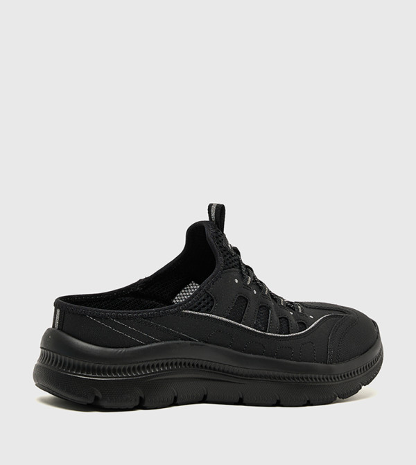 سكيتشرز نساء - أسود Casual Slip-ons