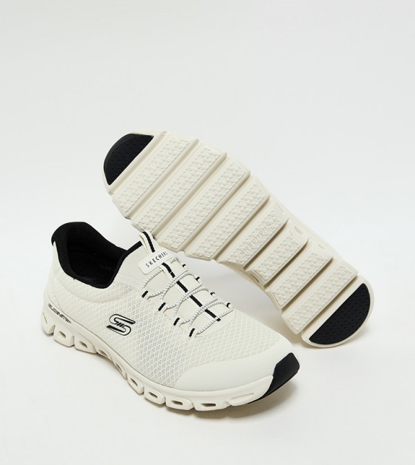 Skechers Sneakers - Beige Low Top