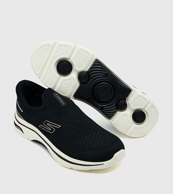 Skechers  - Black Walking Shoes