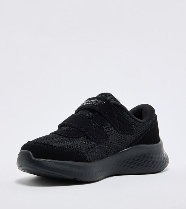 Skechers  - Black Low Top