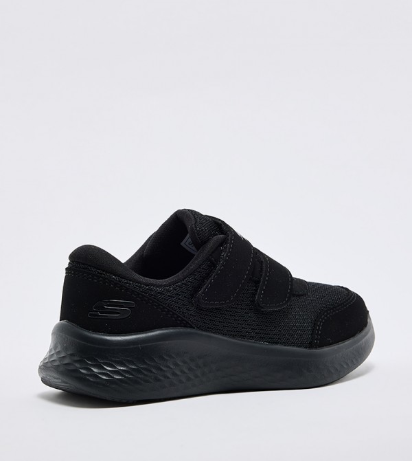 Skechers  - Black Low Top