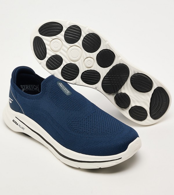 سكيتشرز  أحذية رياضة - كحلي أحذية المشي