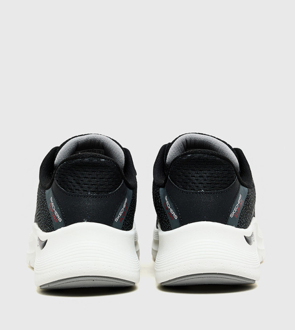 سكيتشرز  أحذية سنيكرز - أسود أحذية برقبة منخفضة 