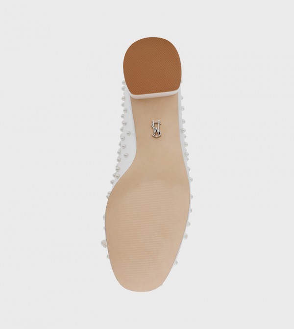 Steve Madden  Sandals - Cream Pumps