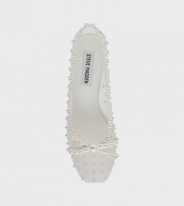 Steve Madden  Sandals - Cream Pumps