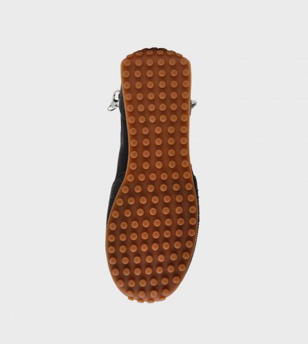 Steve Madden  Shoes - Black Low Top