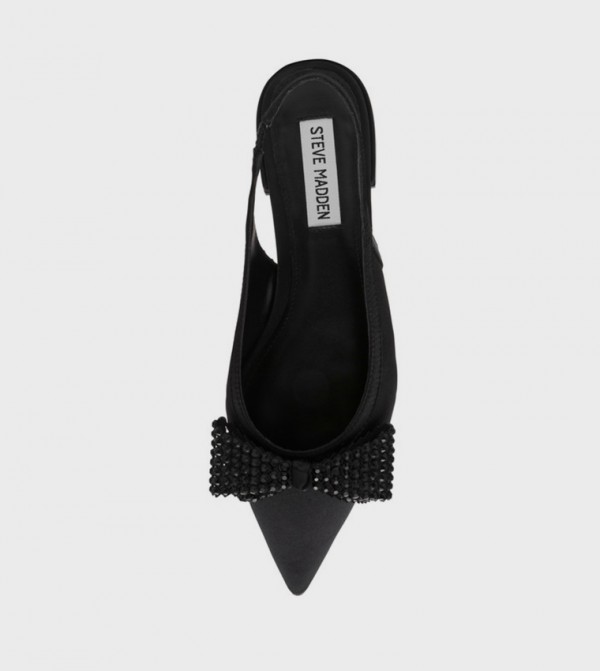 Steve Madden Steve Madden - Black Flat Sandals
