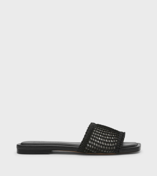 Steve Madden Steve Madden - Black Flat Sandals