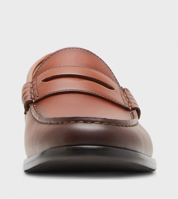 Steve Madden  Loafers & Moccasins - Tan undefined