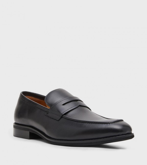 Steve Madden  Monks - Black Monks