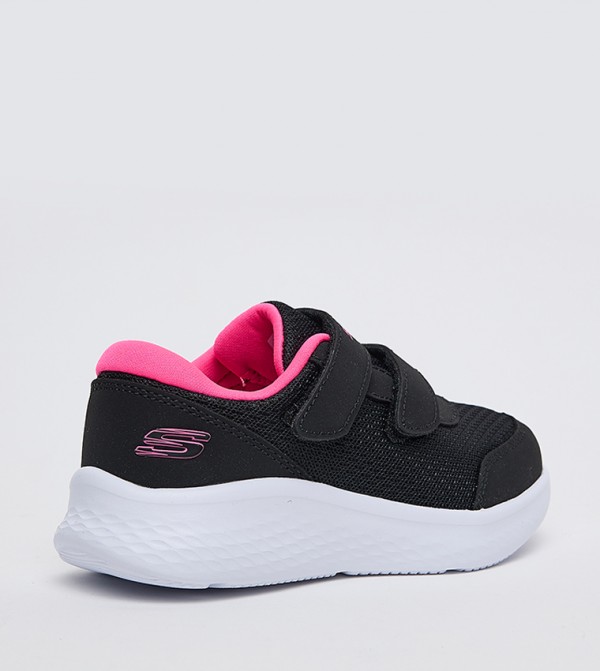 Skechers  Footwear - Black Low Top
