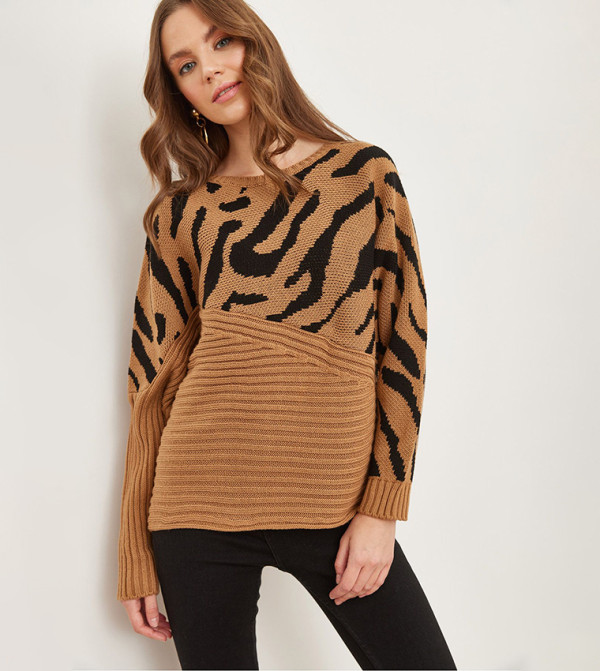 Olalook Olalook - Camel Round Neck Sweaters