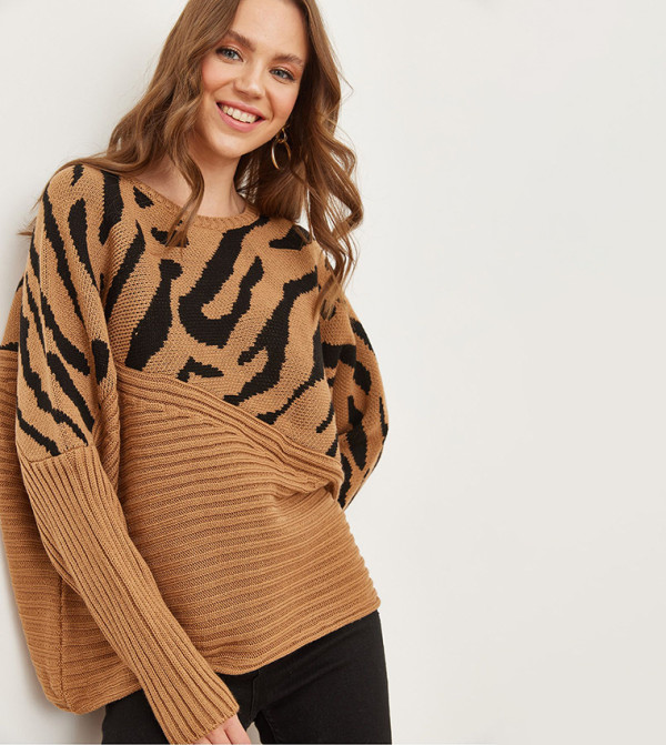 Olalook Olalook - Camel Round Neck Sweaters