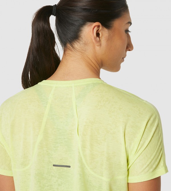 Asics Sportswear - Yellow Active T shirts
