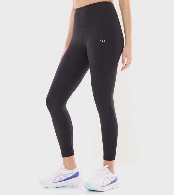 NOT ORDINARY  - Black Tights