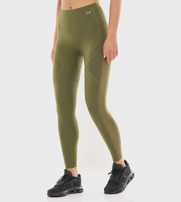 NOT ORDINARY  - Green Tights