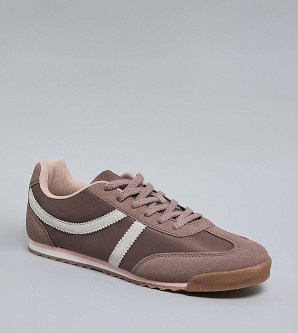 أر آند بي أر آند بي - وردي أحذية برقبة منخفضة 