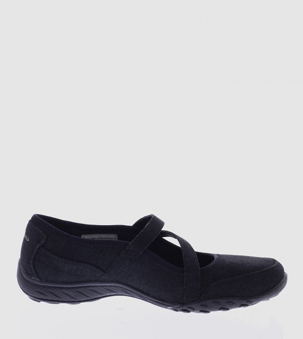 Skechers - Black Slip-ons