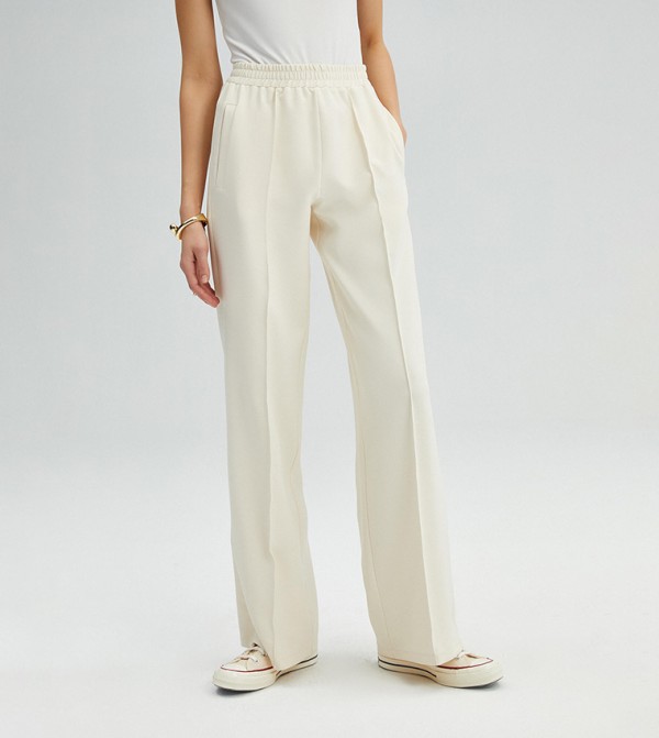 Touché Privé Touché Privé - Cream Regular Pants