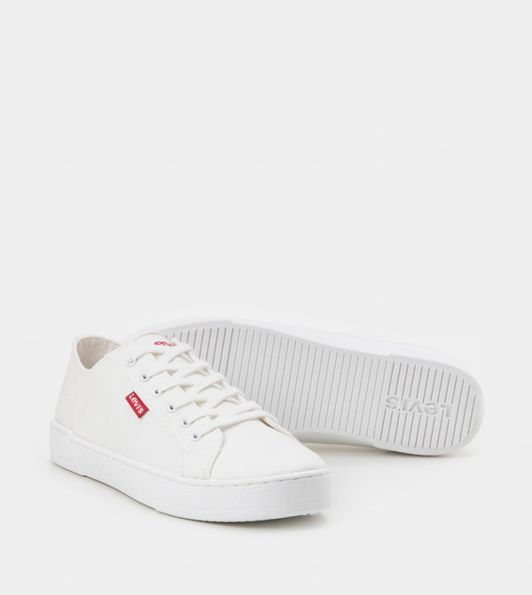 Levi's  - White Low Top