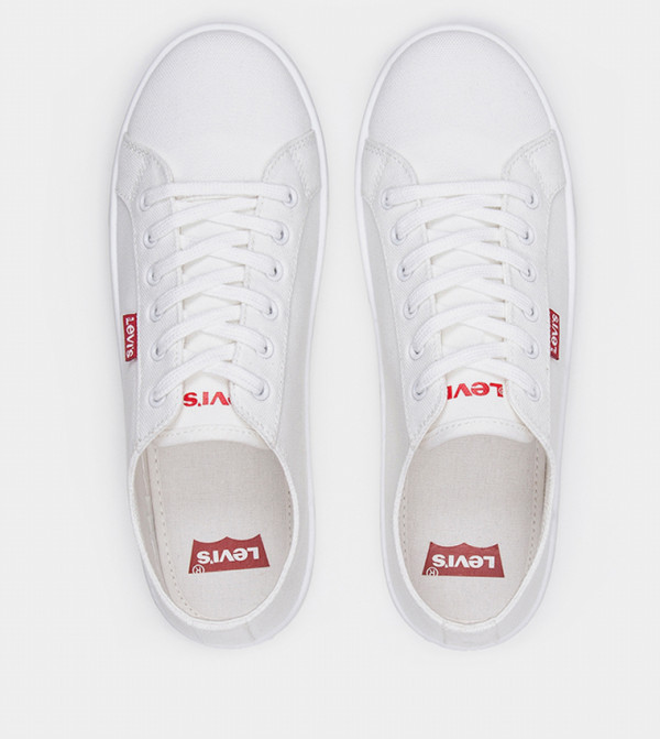 Levi's  - White Low Top