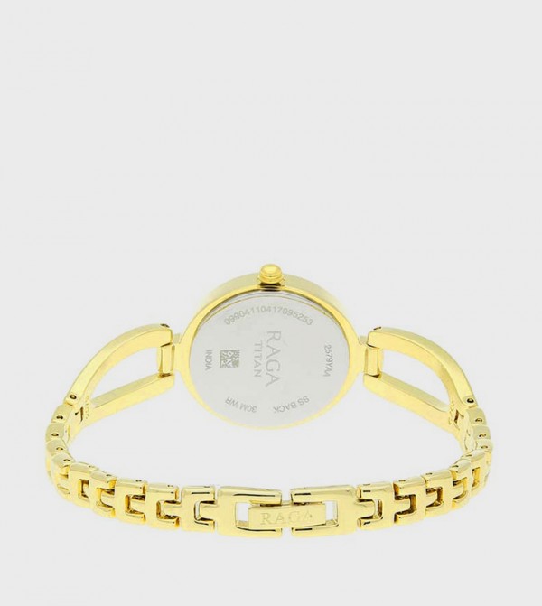 Titan  - Gold undefined