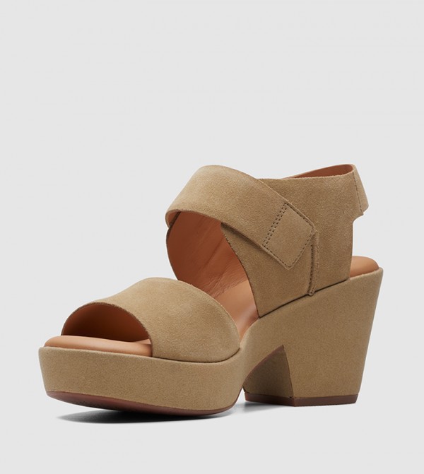 Clarks Clarks - Brown Heeled Sandals