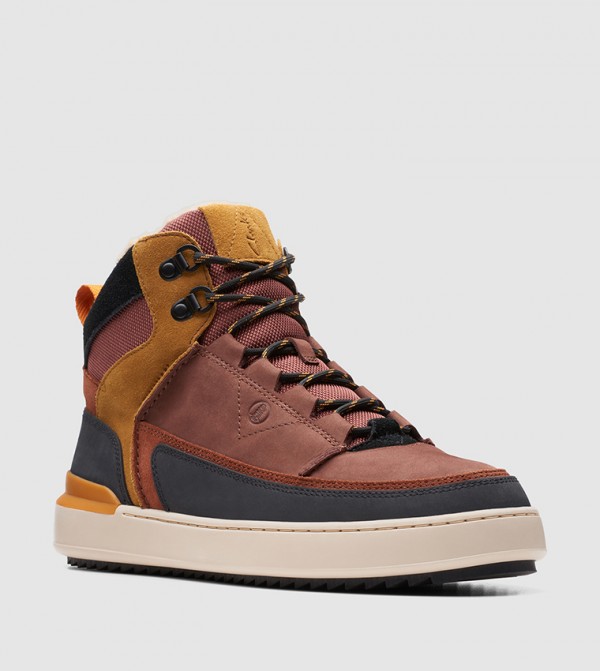 Clarks  Boots - Tan Casual Boots