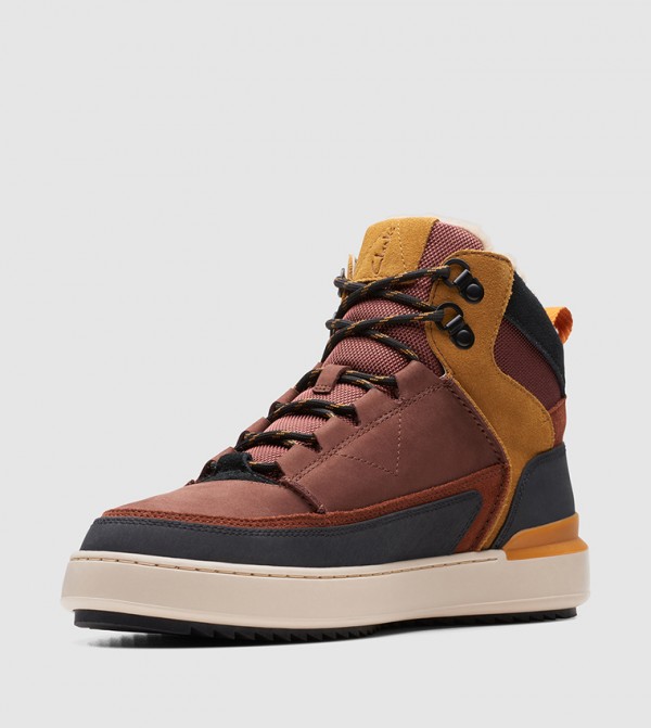 Clarks  Boots - Tan Casual Boots