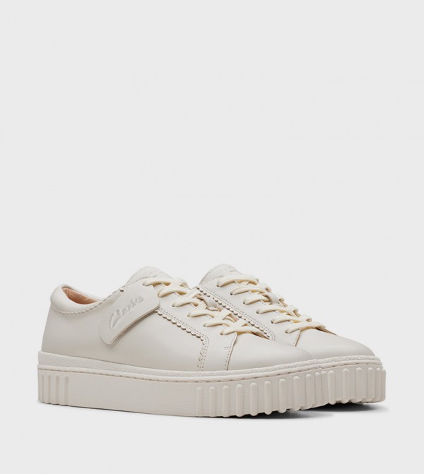 Clarks  Sneakers - Off White Low Top