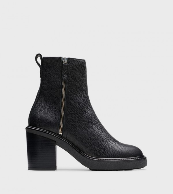 Clarks  - Black Ankle length Boots
