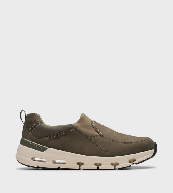 Clarks Clarks - Brown Walking Shoes